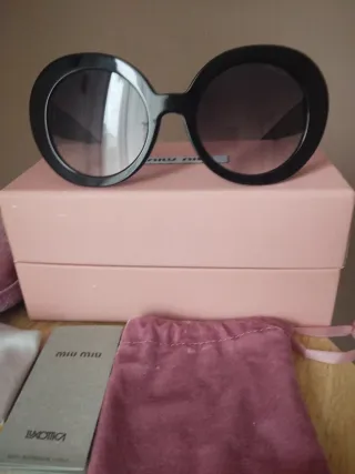 Occhiali da sole Miu Miu neri