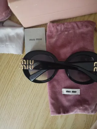 Occhiali da sole Miu Miu neri