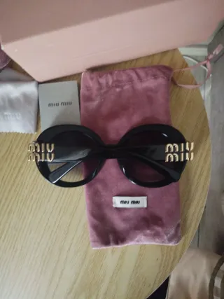 Occhiali da sole Miu Miu neri