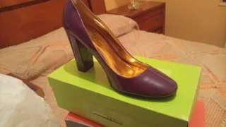 Zapatos de tacón color burdeos talla 39