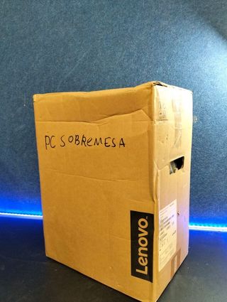 PC Sobremesa Lenovo Ideacentre 720-18ASU Plata