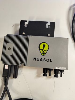 2 Microinversores Solares NuaSol NS-HE-MW600 600w