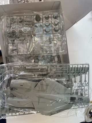 Maqueta Academy F-14A Tomcat 1/48