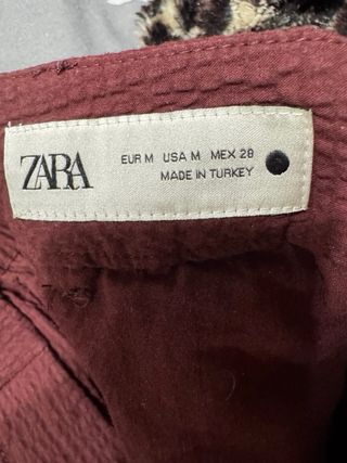 Pantalón Zara tela elástica granate