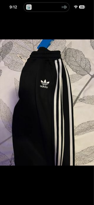Pantalón chándal Adidas negro