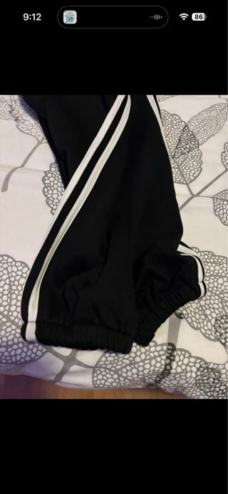 Pantalón chándal Adidas negro