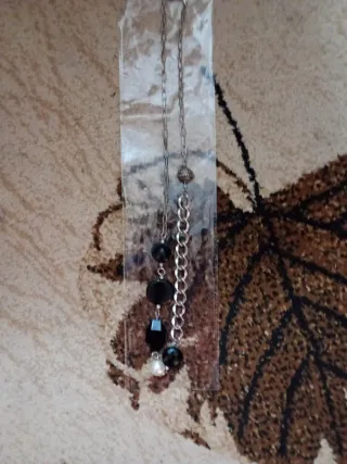 Collana lunga perline nere e perla