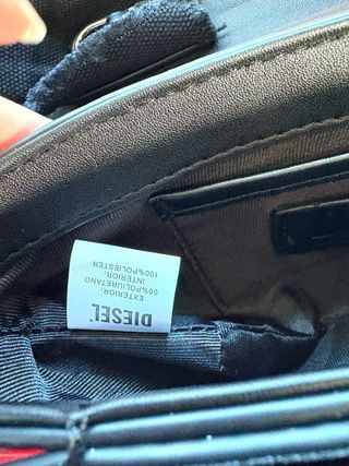 Bolso Diesel Negro con Logo Brillante