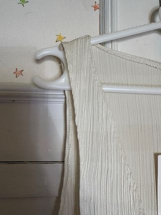 Top Zara blanco plisado