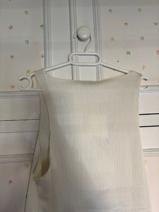 Top Zara blanco plisado