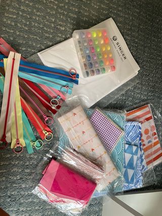 Máquina de coser Singer SM024 + Accesorios