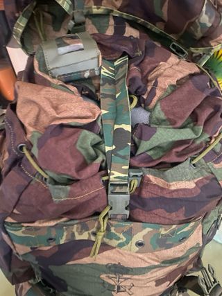 Mochila Militar Altus 79L Camuflaje