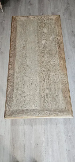 Mesita de salón de madera