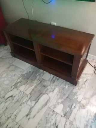 Mobile porta TV in legno massiccio Le Fablier