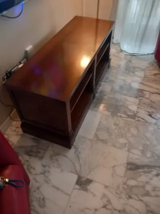 Mobile porta TV in legno massiccio Le Fablier