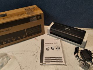 Escáner Brother ADS-1200 dúplex ADF USB portátil