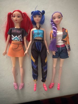 Muñecas K-Pop estilo anime