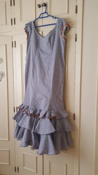 Bata Rociera azul con lunares blanco Talla 44/46