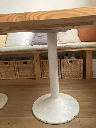 Mesa de madera maciza estilo bar