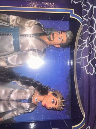 Muñecos Disney Wish Rey Magnifico y Reina Amaya
