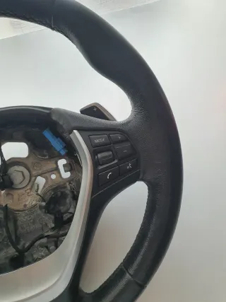 Volante con levas BMW F30 F31