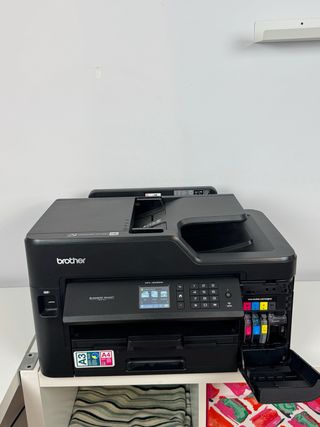 Impresora multifunción Brother Negra