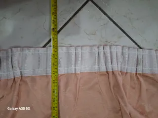 Tenda oscurante con drappo rosa