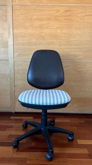 Silla de oficina giratoria