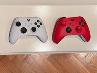 Xbox Series S 512GB SSD + 2 Mandos