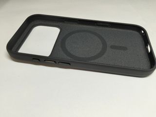 Apple Funda Trenzado Técnico MagSafe para iPhone 17 Pro – Negro