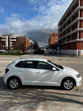 Volkswagen Polo Advance 2019