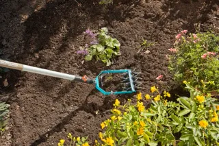 Desterronador-Escardilla GARDENA Combisystem 14 cm