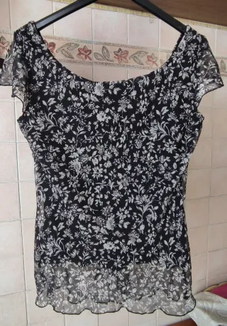 Bellissima camicia donna fantasia floreale