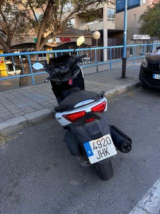 Yamaha XMAX 125