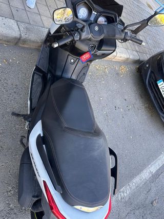 Yamaha XMAX 125