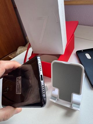 Teléfono de diseño smartphone One Plus 7 de 128 GB