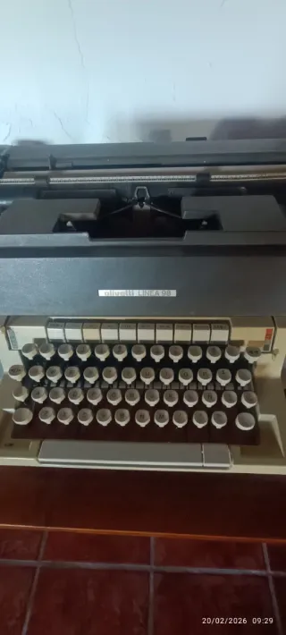 Olivetti LINEA 98 Máquina de escribir
