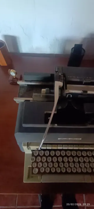 Olivetti LINEA 98 Máquina de escribir