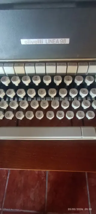 Olivetti LINEA 98 Máquina de escribir