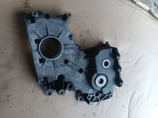 Tapa distribución BMW M57 306D2 y 306D4