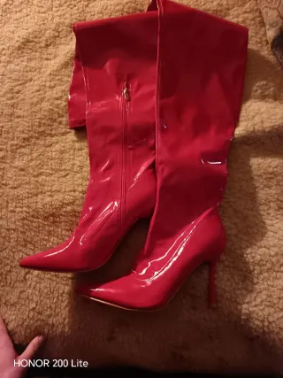 Stivali tacco alto rossi vernice