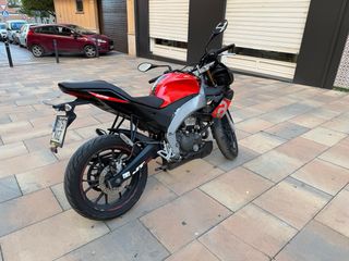 Aprilia Tuono 125 4T 2018