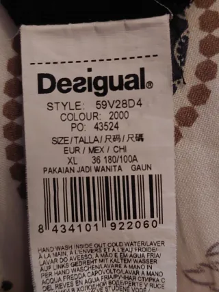 Vestido Desigual Negro Corazones