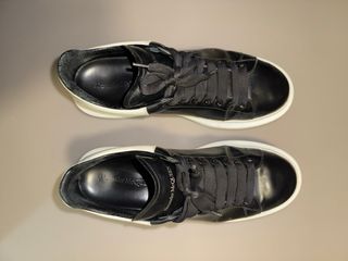 Alexander McQueen Sneakers nere e bianche