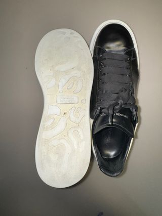 Alexander McQueen Sneakers nere e bianche