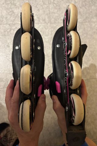 Patines en línea Story negros y rosas