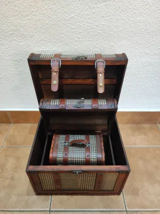 Baúles Vintage Madera y Cuero