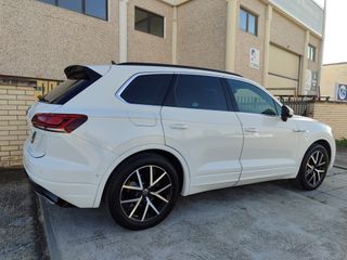 VOLKSWAGEN TOUAREG V6 3.0TDI 231CV R-LINE !!!!!!!!