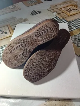 Zapatillas Natalia Gil Marrón Talla 37