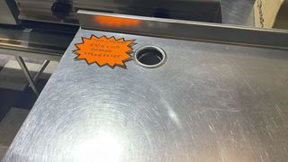 Mesa cafetera de acero inoxidable